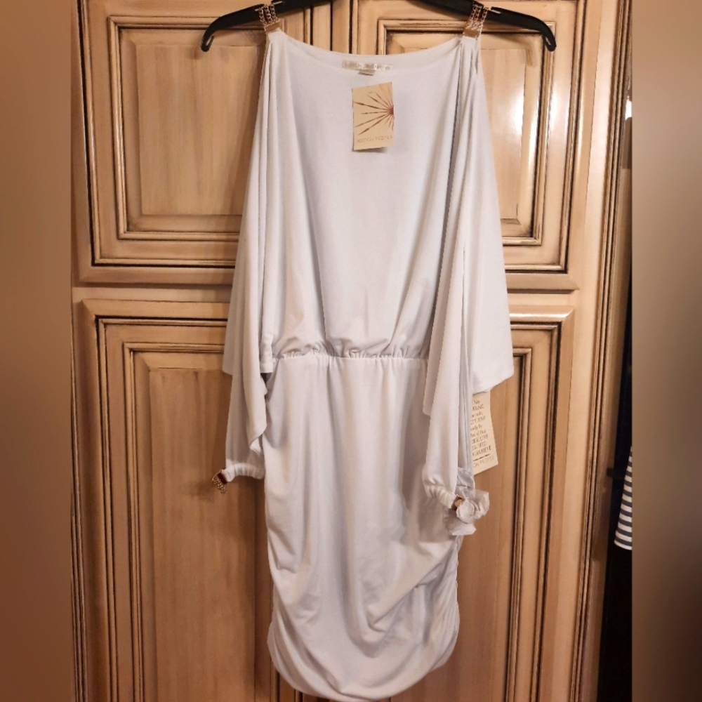 Boston Proper Heartthrob Dress Body - White Split Sleeve Gold Chain Straps Small
